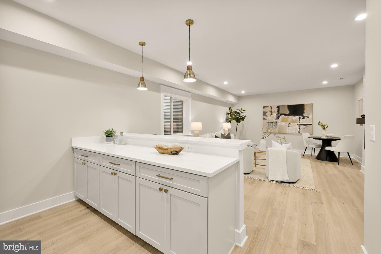 417 E NELSON AVE, ALEXANDRIA, Virginia 22301, 4 Bedrooms Bedrooms, ,3 BathroomsBathrooms,Residential,For sale,417 E NELSON AVE,VAAX2050486 MLS # VAAX2050486