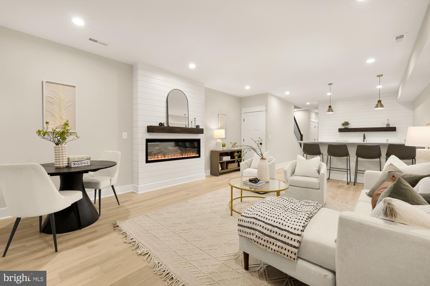 417 E NELSON AVE, ALEXANDRIA, Virginia 22301, 4 Bedrooms Bedrooms, ,3 BathroomsBathrooms,Residential,For sale,417 E NELSON AVE,VAAX2050486 MLS # VAAX2050486