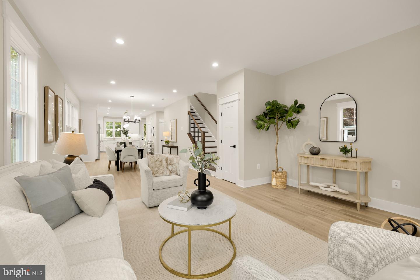 417 E NELSON AVE, ALEXANDRIA, Virginia 22301, 4 Bedrooms Bedrooms, ,3 BathroomsBathrooms,Residential,For sale,417 E NELSON AVE,VAAX2050486 MLS # VAAX2050486