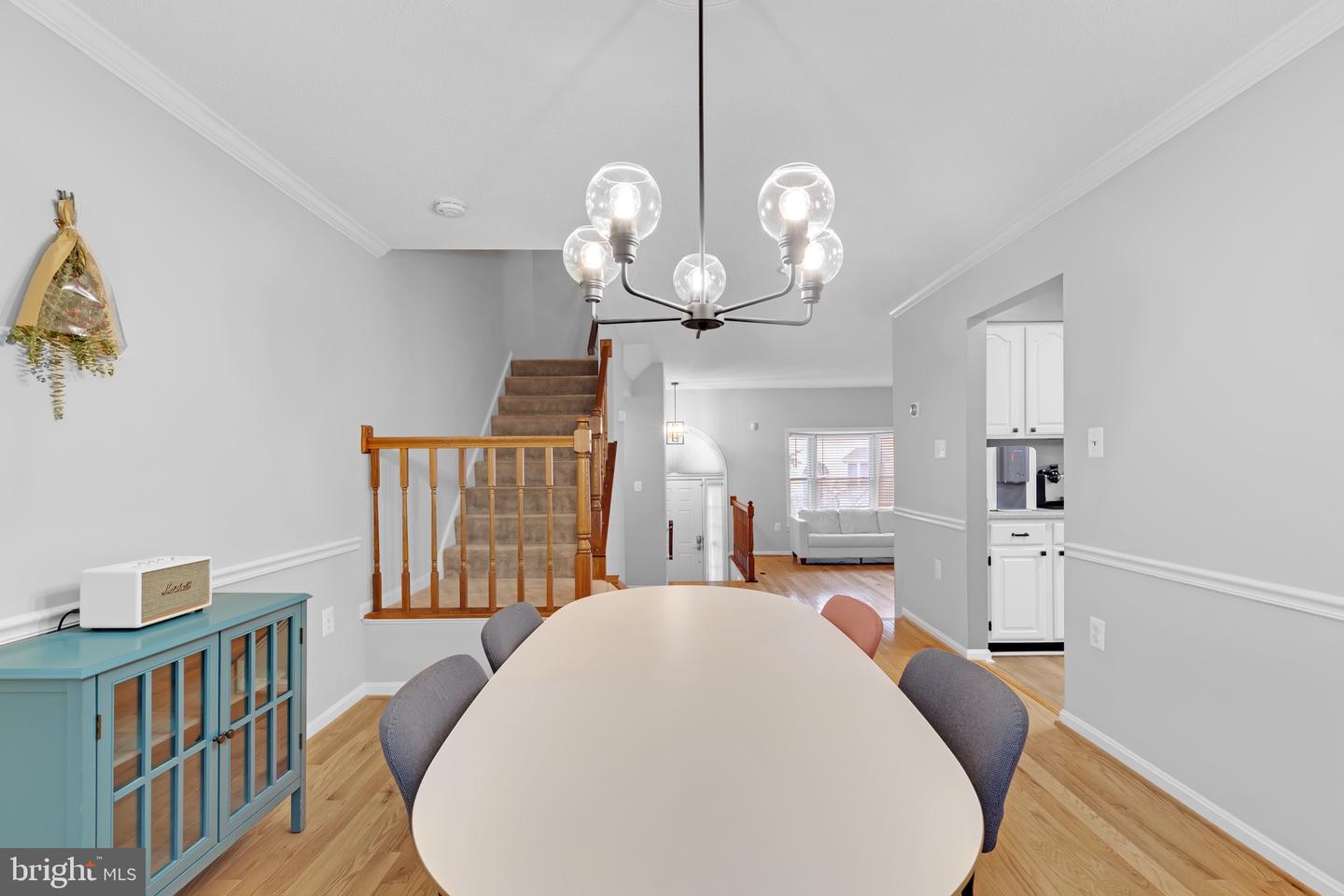 8110 SQUIRREL RUN RD, SPRINGFIELD, Virginia 22152, 3 Bedrooms Bedrooms, ,2 BathroomsBathrooms,Residential,For sale,8110 SQUIRREL RUN RD,VAFX2272682 MLS # VAFX2272682