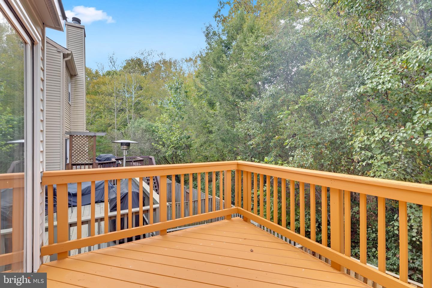 8110 SQUIRREL RUN RD, SPRINGFIELD, Virginia 22152, 3 Bedrooms Bedrooms, ,2 BathroomsBathrooms,Residential,For sale,8110 SQUIRREL RUN RD,VAFX2272682 MLS # VAFX2272682