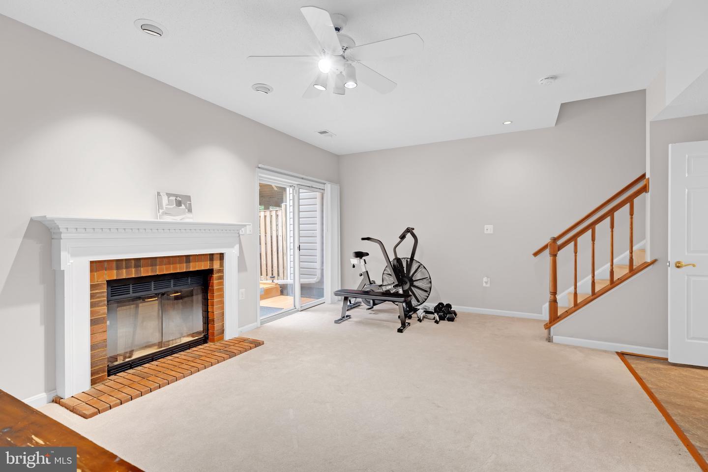 8110 SQUIRREL RUN RD, SPRINGFIELD, Virginia 22152, 3 Bedrooms Bedrooms, ,2 BathroomsBathrooms,Residential,For sale,8110 SQUIRREL RUN RD,VAFX2272682 MLS # VAFX2272682