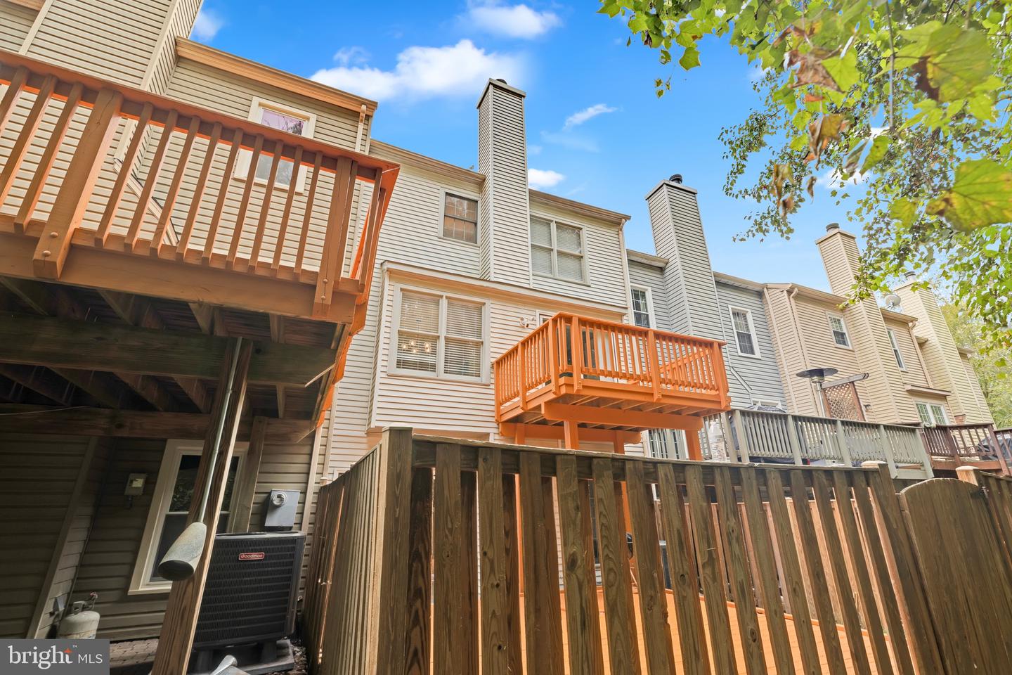 8110 SQUIRREL RUN RD, SPRINGFIELD, Virginia 22152, 3 Bedrooms Bedrooms, ,2 BathroomsBathrooms,Residential,For sale,8110 SQUIRREL RUN RD,VAFX2272682 MLS # VAFX2272682