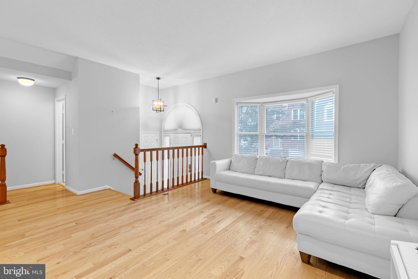8110 SQUIRREL RUN RD, SPRINGFIELD, Virginia 22152, 3 Bedrooms Bedrooms, ,2 BathroomsBathrooms,Residential,For sale,8110 SQUIRREL RUN RD,VAFX2272682 MLS # VAFX2272682