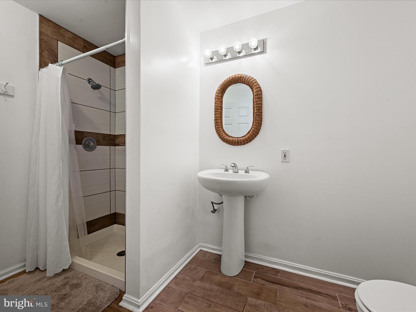 3187 BISHOP MEADE RD, BOYCE, Virginia 22620, 3 Bedrooms Bedrooms, 16 Rooms Rooms,3 BathroomsBathrooms,Residential,For sale,3187 BISHOP MEADE RD,VACL2006118 MLS # VACL2006118