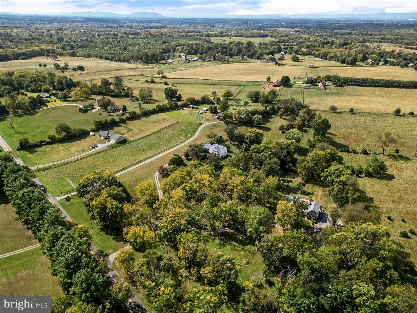 3187 BISHOP MEADE RD, BOYCE, Virginia 22620, 3 Bedrooms Bedrooms, 16 Rooms Rooms,3 BathroomsBathrooms,Residential,For sale,3187 BISHOP MEADE RD,VACL2006118 MLS # VACL2006118