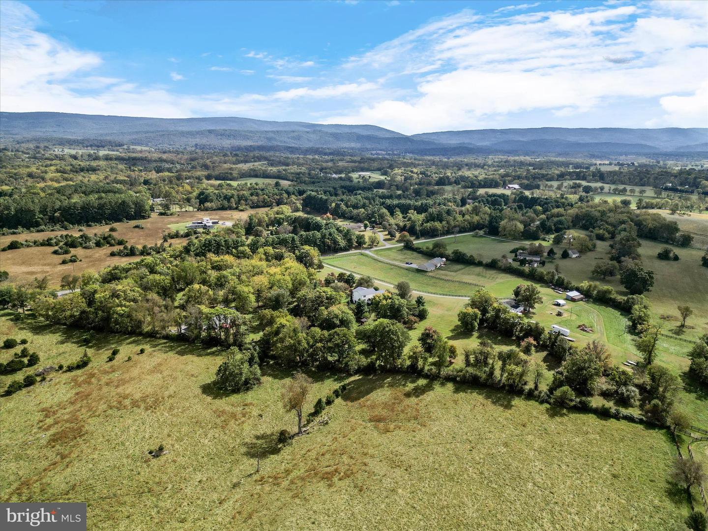 3187 BISHOP MEADE RD, BOYCE, Virginia 22620, 3 Bedrooms Bedrooms, 16 Rooms Rooms,3 BathroomsBathrooms,Residential,For sale,3187 BISHOP MEADE RD,VACL2006118 MLS # VACL2006118