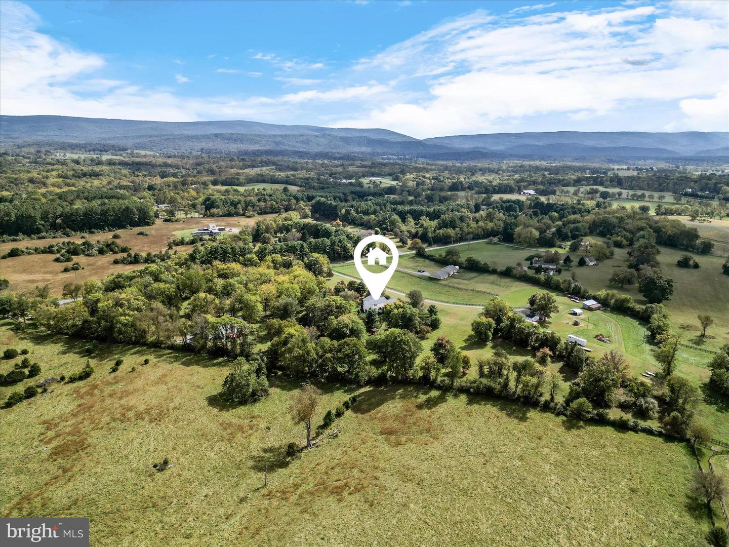 3187 BISHOP MEADE RD, BOYCE, Virginia 22620, 3 Bedrooms Bedrooms, 16 Rooms Rooms,3 BathroomsBathrooms,Residential,For sale,3187 BISHOP MEADE RD,VACL2006118 MLS # VACL2006118