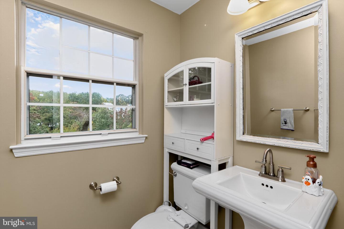 16601 ACCOLON CT, DUMFRIES, Virginia 22025, 5 Bedrooms Bedrooms, ,3 BathroomsBathrooms,Residential,For sale,16601 ACCOLON CT,VAPW2105416 MLS # VAPW2105416