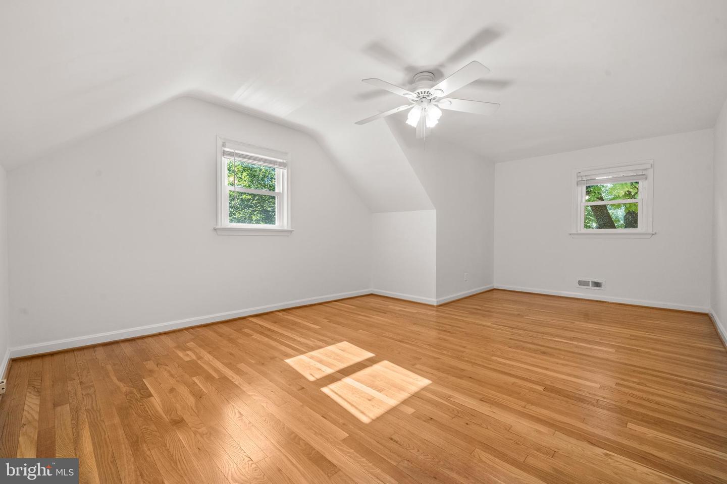 1015 KENNEDY ST, FALLS CHURCH, Virginia 22046, 4 Bedrooms Bedrooms, ,3 BathroomsBathrooms,Residential,For sale,1015 KENNEDY ST,VAFX2272918 MLS # VAFX2272918 1015 KENNEDY ST, FALLS CHURCH, Virginia 22046, 4 Bedrooms Bedrooms, ,3 BathroomsBathrooms,Residential,For sale,1015 KENNEDY ST,VAFX2272918 MLS # VAFX2272918