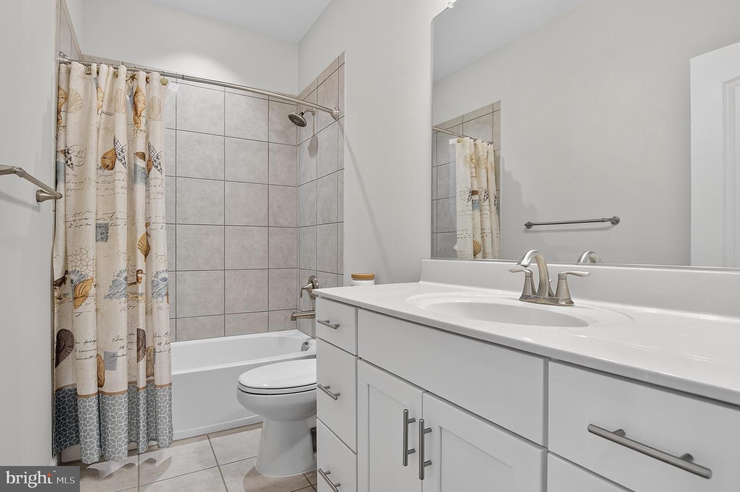 3055 ALAN SHEPARD ST, HERNDON, Virginia 20171, 4 Bedrooms Bedrooms, ,3 BathroomsBathrooms,Residential,For sale,3055 ALAN SHEPARD ST,VAFX2273012 MLS # VAFX2273012