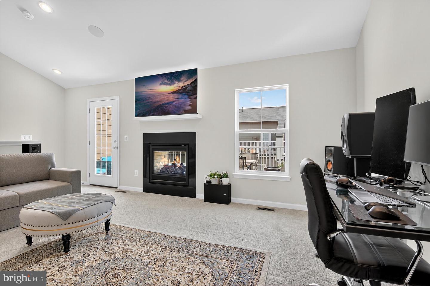 3055 ALAN SHEPARD ST, HERNDON, Virginia 20171, 4 Bedrooms Bedrooms, ,3 BathroomsBathrooms,Residential,For sale,3055 ALAN SHEPARD ST,VAFX2273012 MLS # VAFX2273012