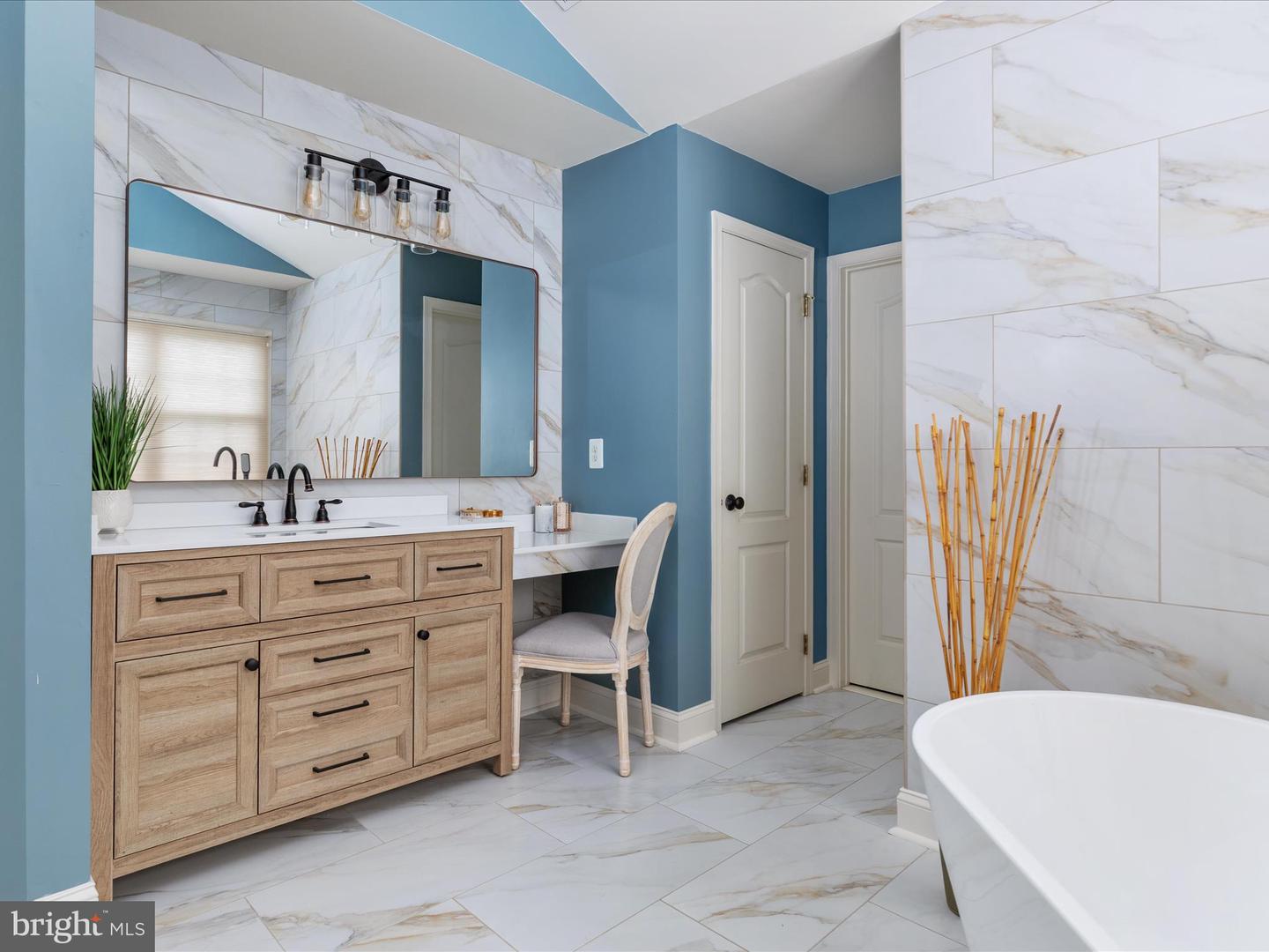 15086 SYCAMORE HILLS PL, HAYMARKET, Virginia 20169, 5 Bedrooms Bedrooms, ,4 BathroomsBathrooms,Residential,For sale,15086 SYCAMORE HILLS PL,VAPW2105554 MLS # VAPW2105554 15086 SYCAMORE HILLS PL, HAYMARKET, Virginia 20169, 5 Bedrooms Bedrooms, ,4 BathroomsBathrooms,Residential,For sale,15086 SYCAMORE HILLS PL,VAPW2105554 MLS # VAPW2105554