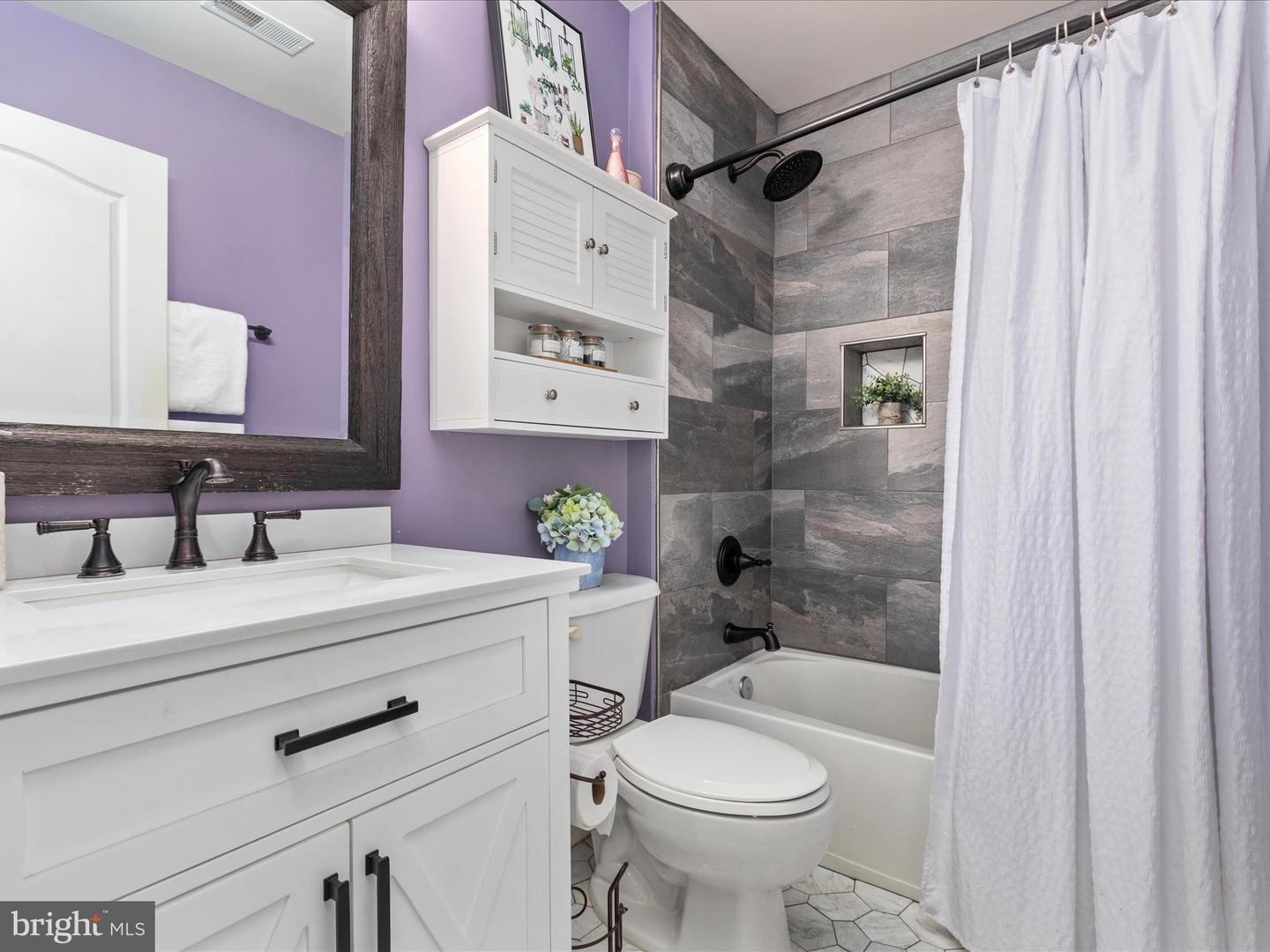 15086 SYCAMORE HILLS PL, HAYMARKET, Virginia 20169, 5 Bedrooms Bedrooms, ,4 BathroomsBathrooms,Residential,For sale,15086 SYCAMORE HILLS PL,VAPW2105554 MLS # VAPW2105554 15086 SYCAMORE HILLS PL, HAYMARKET, Virginia 20169, 5 Bedrooms Bedrooms, ,4 BathroomsBathrooms,Residential,For sale,15086 SYCAMORE HILLS PL,VAPW2105554 MLS # VAPW2105554