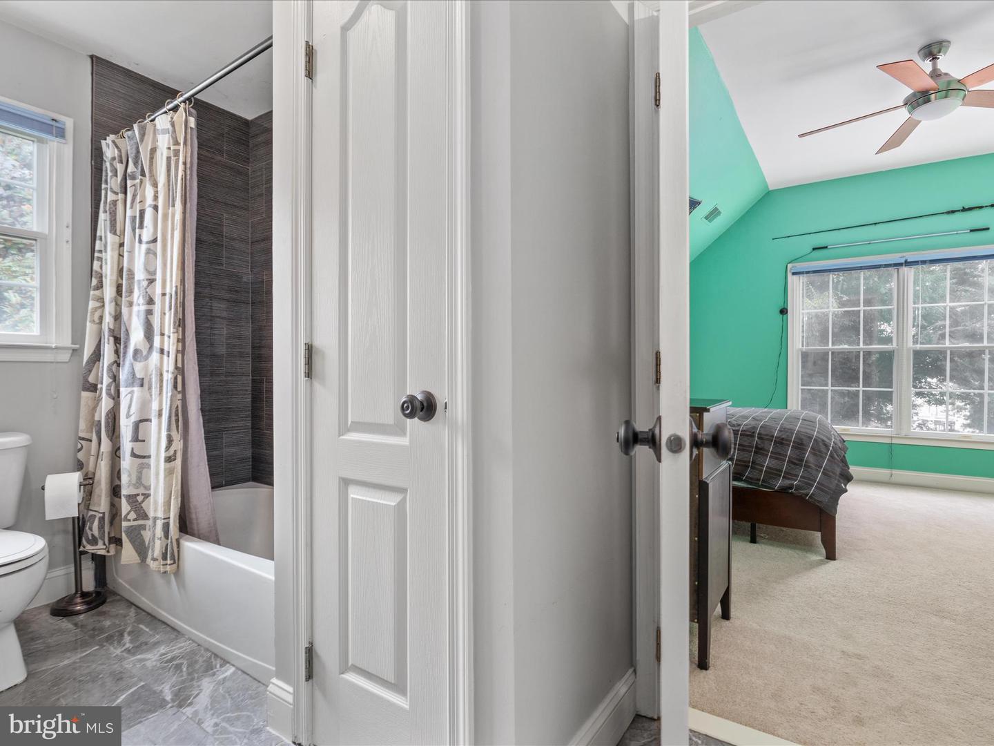 15086 SYCAMORE HILLS PL, HAYMARKET, Virginia 20169, 5 Bedrooms Bedrooms, ,4 BathroomsBathrooms,Residential,For sale,15086 SYCAMORE HILLS PL,VAPW2105554 MLS # VAPW2105554 15086 SYCAMORE HILLS PL, HAYMARKET, Virginia 20169, 5 Bedrooms Bedrooms, ,4 BathroomsBathrooms,Residential,For sale,15086 SYCAMORE HILLS PL,VAPW2105554 MLS # VAPW2105554