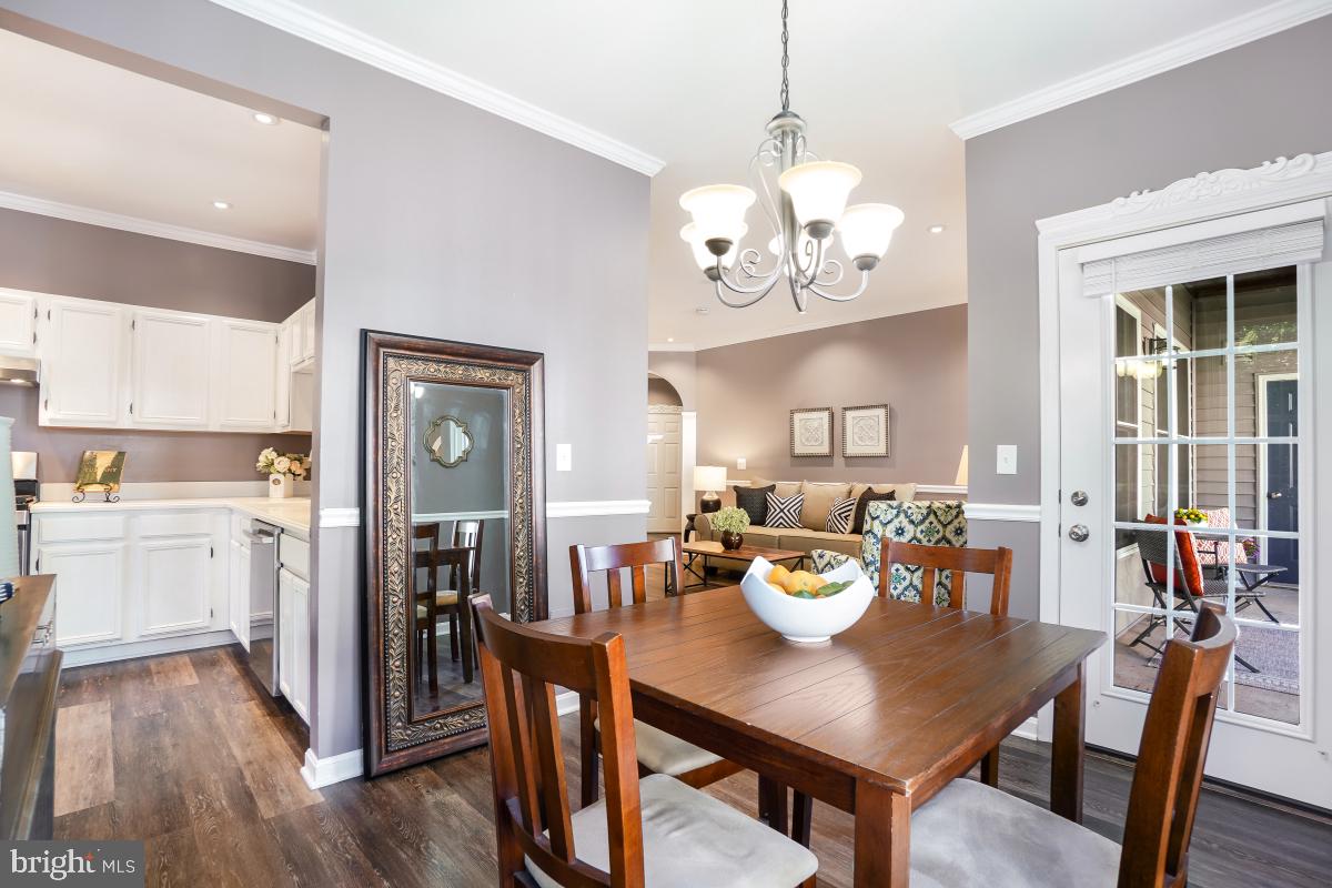 46622 DRYSDALE TER #100, POTOMAC FALLS, Virginia 20165, 2 Bedrooms Bedrooms, ,2 BathroomsBathrooms,Residential,For sale,46622 DRYSDALE TER #100,VALO2108432 MLS # VALO2108432
