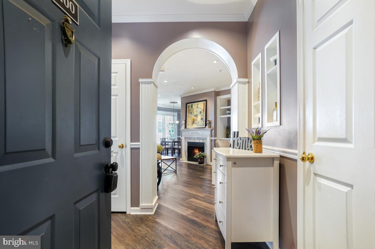 46622 DRYSDALE TER #100, POTOMAC FALLS, Virginia 20165, 2 Bedrooms Bedrooms, ,2 BathroomsBathrooms,Residential,For sale,46622 DRYSDALE TER #100,VALO2108432 MLS # VALO2108432
