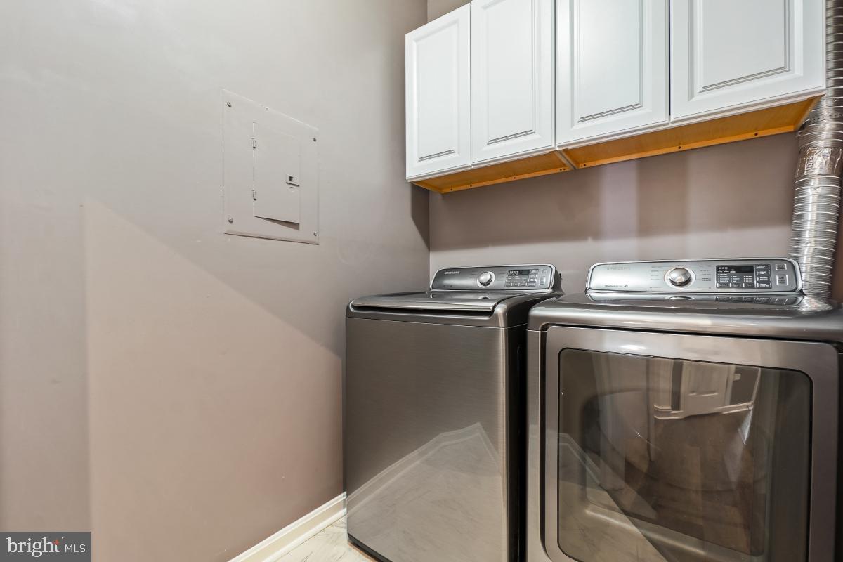 46622 DRYSDALE TER #100, POTOMAC FALLS, Virginia 20165, 2 Bedrooms Bedrooms, ,2 BathroomsBathrooms,Residential,For sale,46622 DRYSDALE TER #100,VALO2108432 MLS # VALO2108432