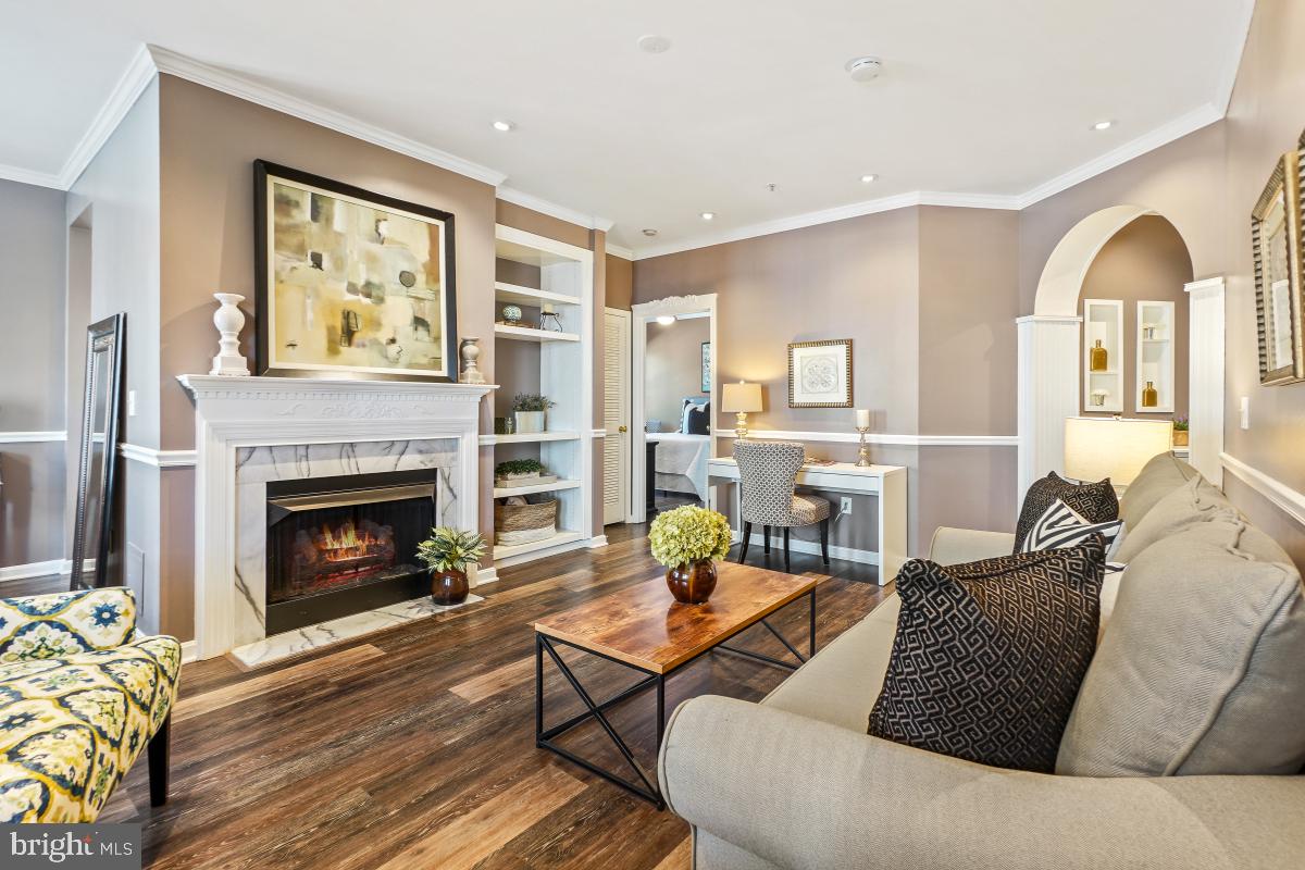 46622 DRYSDALE TER #100, POTOMAC FALLS, Virginia 20165, 2 Bedrooms Bedrooms, ,2 BathroomsBathrooms,Residential,For sale,46622 DRYSDALE TER #100,VALO2108432 MLS # VALO2108432