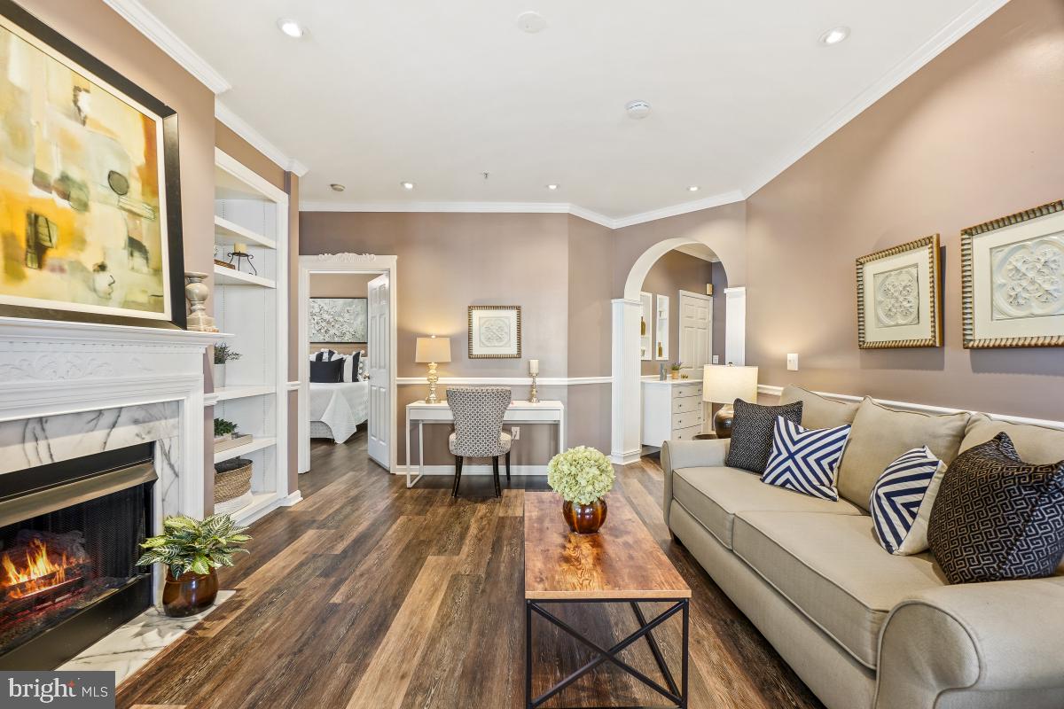 46622 DRYSDALE TER #100, POTOMAC FALLS, Virginia 20165, 2 Bedrooms Bedrooms, ,2 BathroomsBathrooms,Residential,For sale,46622 DRYSDALE TER #100,VALO2108432 MLS # VALO2108432