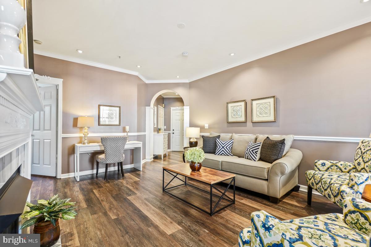 46622 DRYSDALE TER #100, POTOMAC FALLS, Virginia 20165, 2 Bedrooms Bedrooms, ,2 BathroomsBathrooms,Residential,For sale,46622 DRYSDALE TER #100,VALO2108432 MLS # VALO2108432