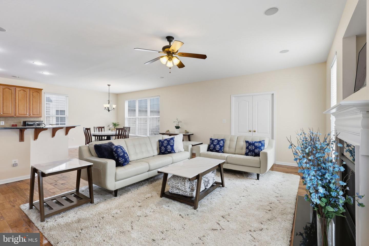 25202 JUSTICE DR, CHANTILLY, Virginia 20152, 4 Bedrooms Bedrooms, ,3 BathroomsBathrooms,Residential,For sale,25202 JUSTICE DR,VALO2108462 MLS # VALO2108462