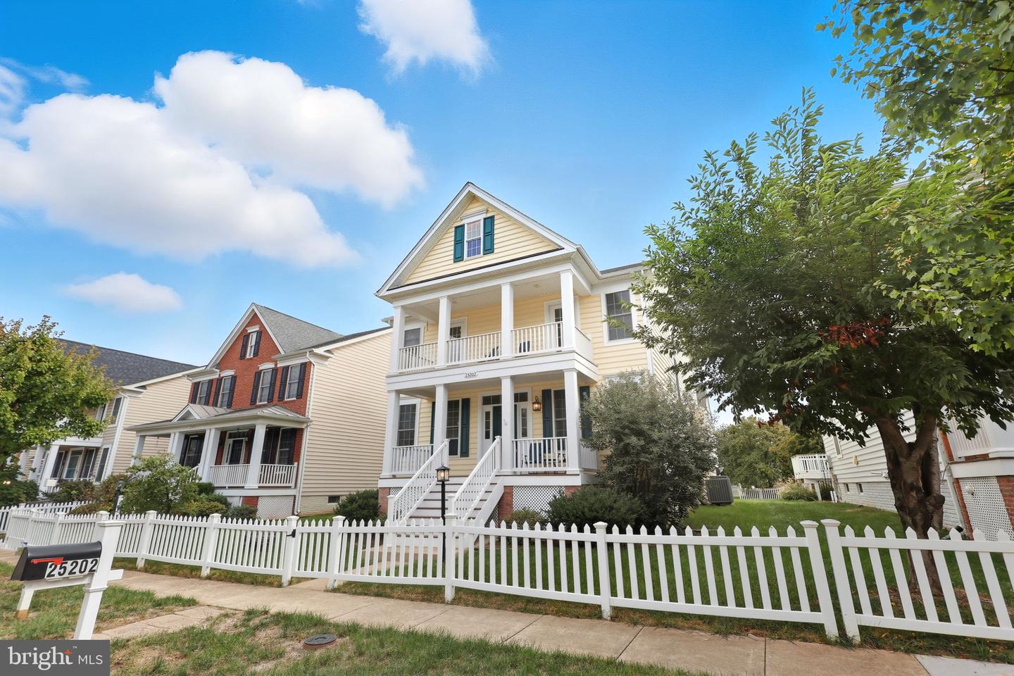 25202 JUSTICE DR, CHANTILLY, Virginia 20152, 4 Bedrooms Bedrooms, ,3 BathroomsBathrooms,Residential,For sale,25202 JUSTICE DR,VALO2108462 MLS # VALO2108462