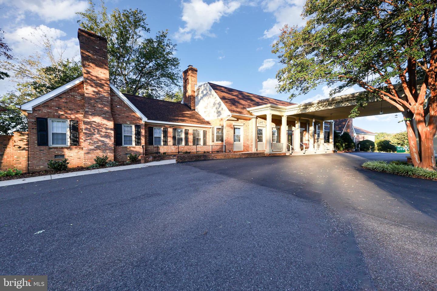 105 CHESTERFIELD CT, LOCUST GROVE, Virginia 22508, 3 Bedrooms Bedrooms, ,3 BathroomsBathrooms,Residential,For sale,105 CHESTERFIELD CT,VAOR2012502 MLS # VAOR2012502