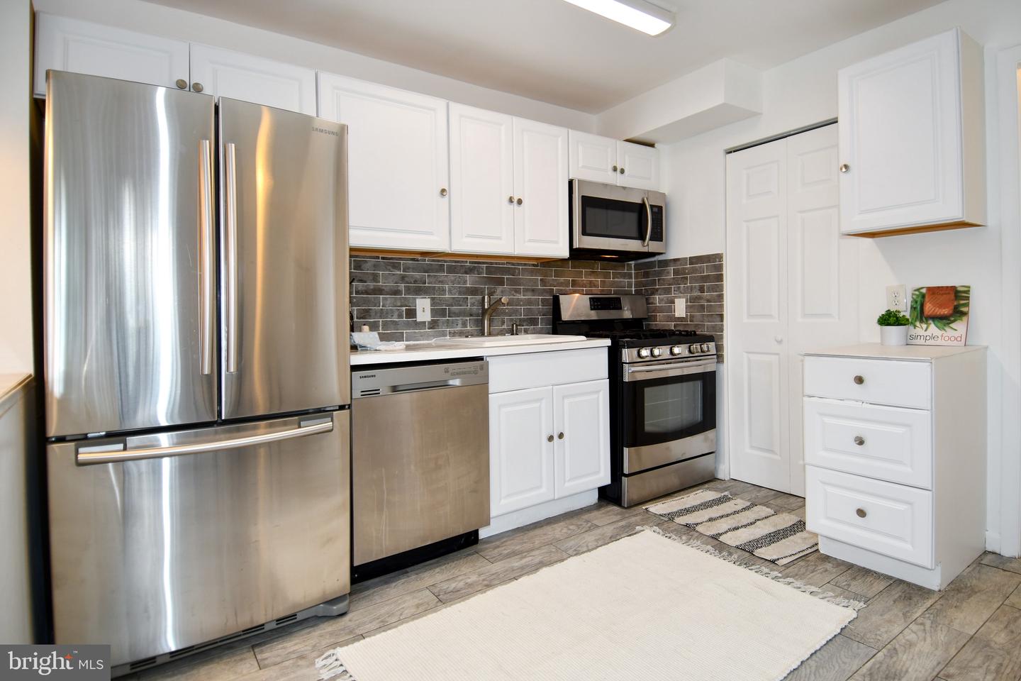 7328 LEE HWY #102, FALLS CHURCH, Virginia 22046, 1 Bedroom Bedrooms, ,1 BathroomBathrooms,Residential,For sale,7328 LEE HWY #102,VAFX2273364 MLS # VAFX2273364