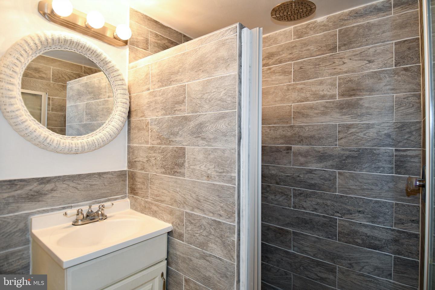 7328 LEE HWY #102, FALLS CHURCH, Virginia 22046, 1 Bedroom Bedrooms, ,1 BathroomBathrooms,Residential,For sale,7328 LEE HWY #102,VAFX2273364 MLS # VAFX2273364