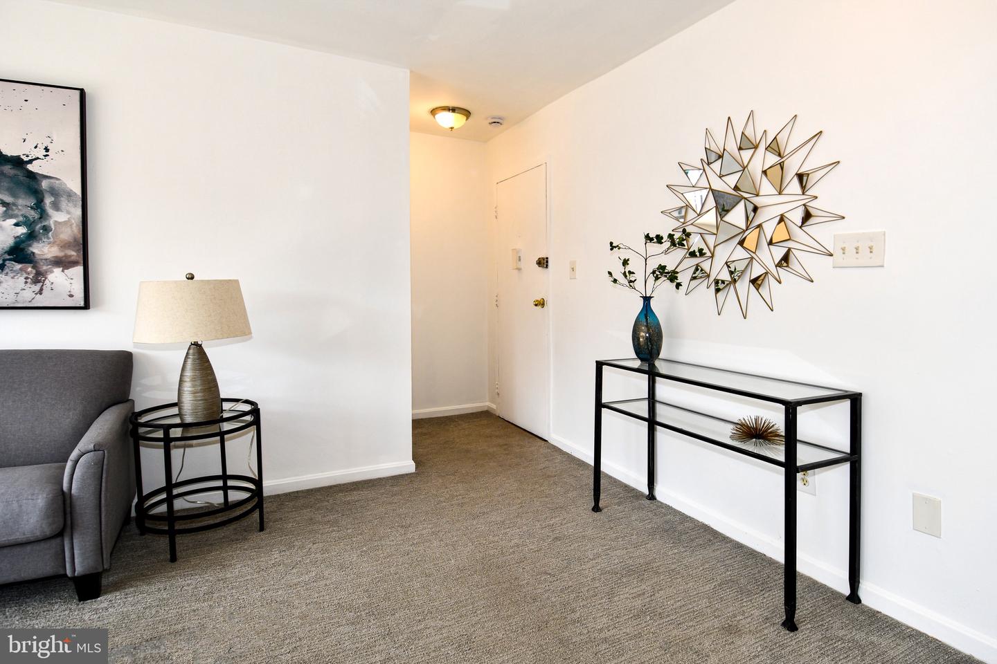 7328 LEE HWY #102, FALLS CHURCH, Virginia 22046, 1 Bedroom Bedrooms, ,1 BathroomBathrooms,Residential,For sale,7328 LEE HWY #102,VAFX2273364 MLS # VAFX2273364