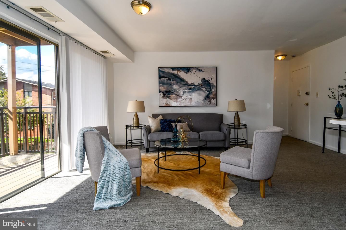 7328 LEE HWY #102, FALLS CHURCH, Virginia 22046, 1 Bedroom Bedrooms, ,1 BathroomBathrooms,Residential,For sale,7328 LEE HWY #102,VAFX2273364 MLS # VAFX2273364