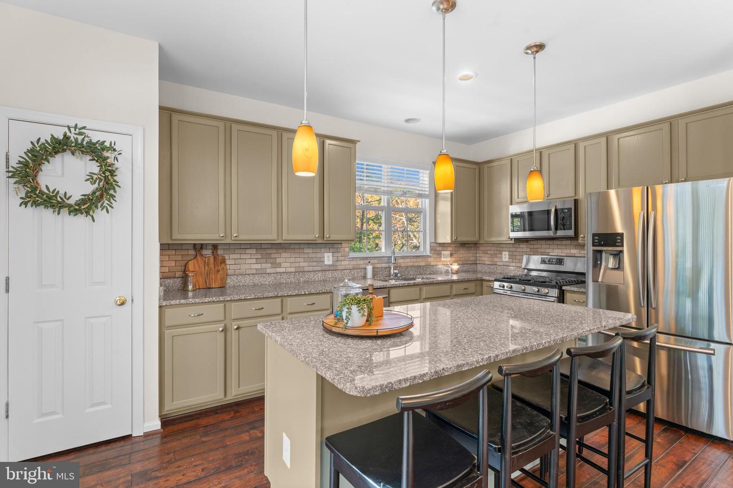 4133 GROVER GLEN CT, FAIRFAX, Virginia 22030, 4 Bedrooms Bedrooms, ,3 BathroomsBathrooms,Residential,For sale,4133 GROVER GLEN CT,VAFX2273370 MLS # VAFX2273370