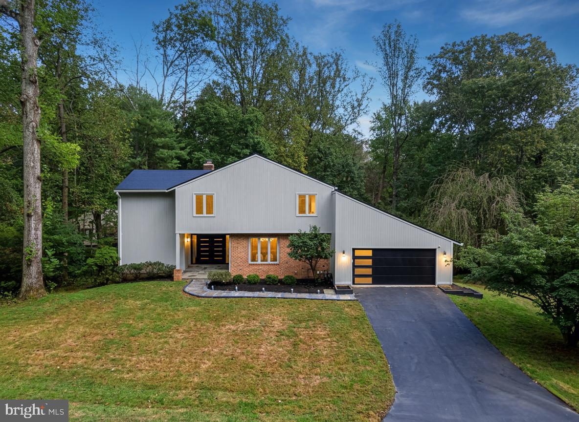 11713 SUMACS ST, OAKTON, Virginia 22124, 4 Bedrooms Bedrooms, 16 Rooms Rooms,3 BathroomsBathrooms,Residential,For sale,11713 SUMACS ST,VAFX2273374 MLS # VAFX2273374