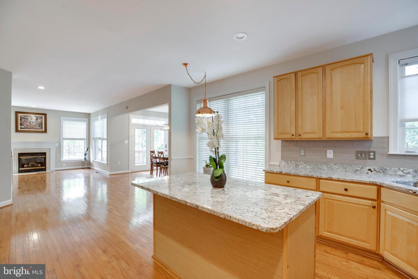 3814 HIGHLAND OAKS DR, FAIRFAX, Virginia 22033, 5 Bedrooms Bedrooms, ,3 BathroomsBathrooms,Residential,For sale,3814 HIGHLAND OAKS DR,VAFX2273380 MLS # VAFX2273380