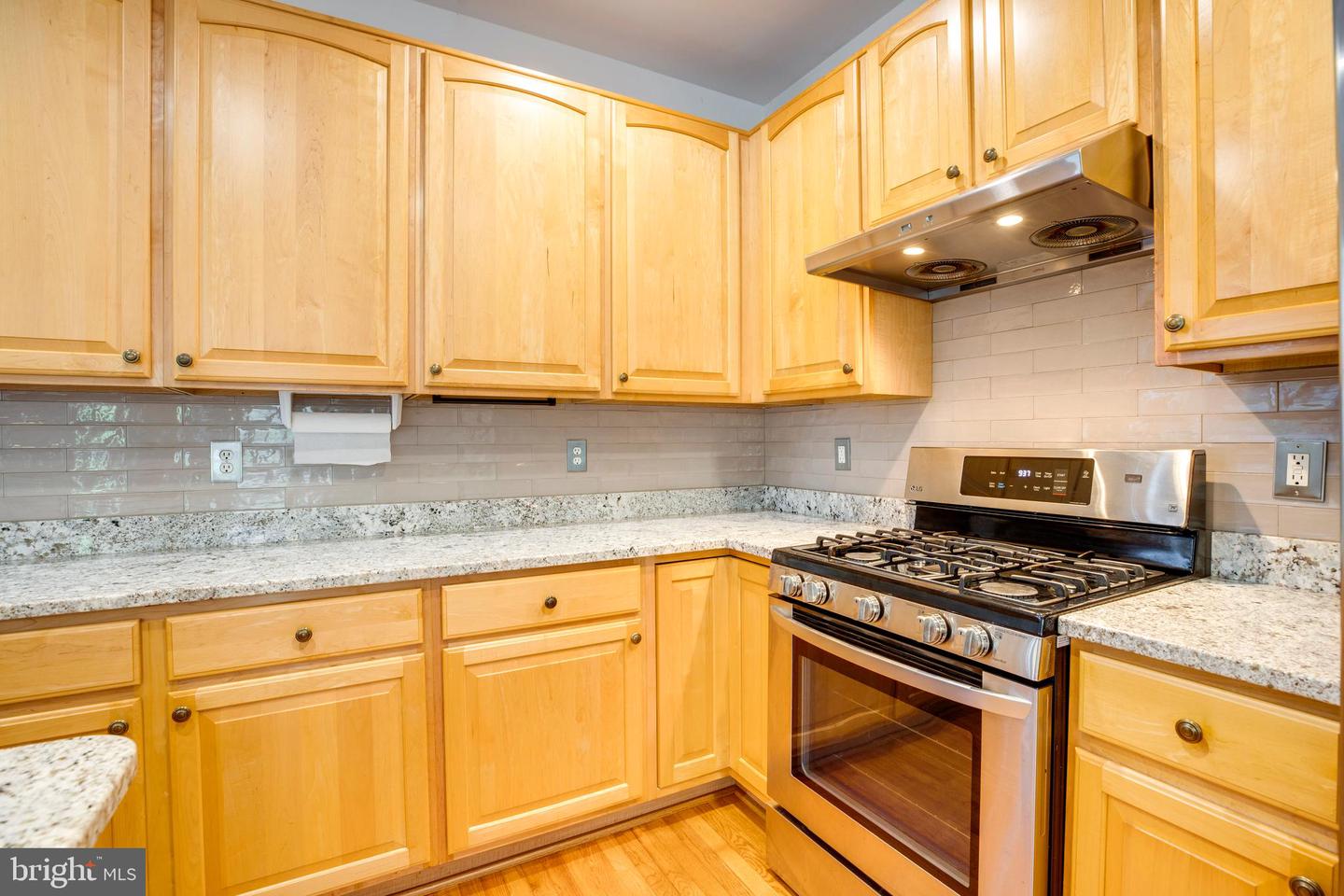 3814 HIGHLAND OAKS DR, FAIRFAX, Virginia 22033, 5 Bedrooms Bedrooms, ,3 BathroomsBathrooms,Residential,For sale,3814 HIGHLAND OAKS DR,VAFX2273380 MLS # VAFX2273380