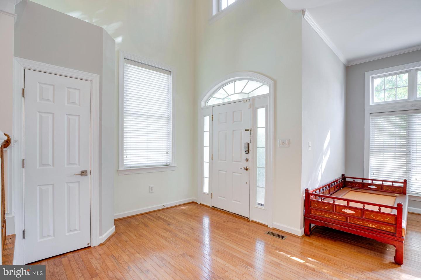 3814 HIGHLAND OAKS DR, FAIRFAX, Virginia 22033, 5 Bedrooms Bedrooms, ,3 BathroomsBathrooms,Residential,For sale,3814 HIGHLAND OAKS DR,VAFX2273380 MLS # VAFX2273380