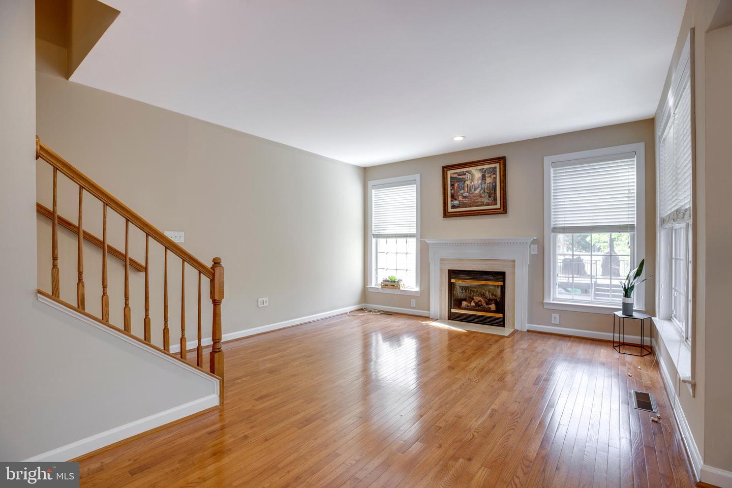 3814 HIGHLAND OAKS DR, FAIRFAX, Virginia 22033, 5 Bedrooms Bedrooms, ,3 BathroomsBathrooms,Residential,For sale,3814 HIGHLAND OAKS DR,VAFX2273380 MLS # VAFX2273380