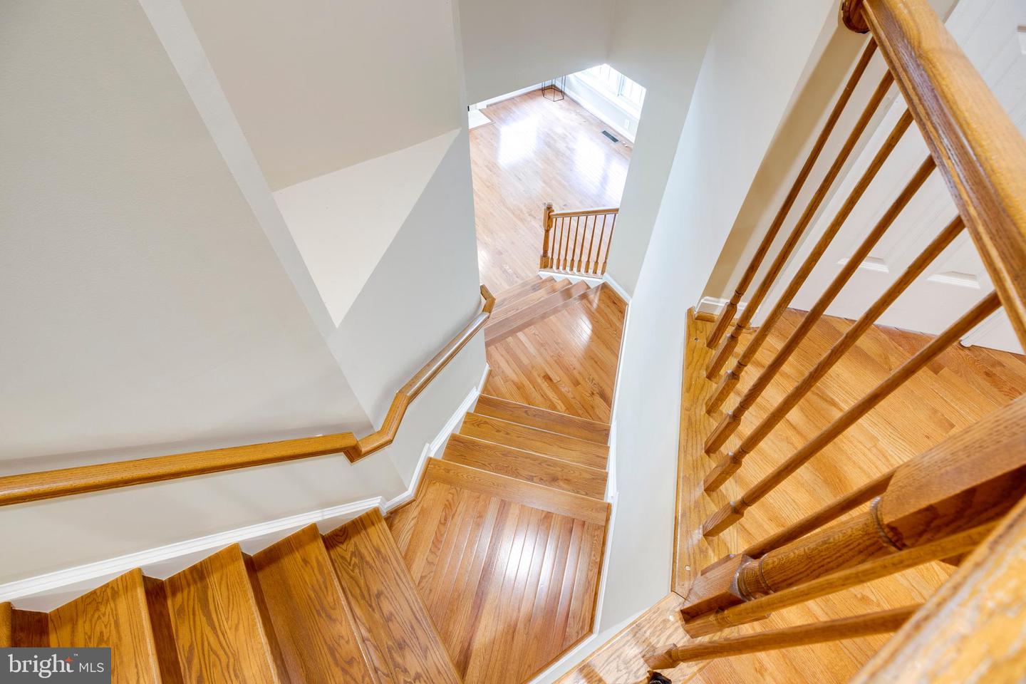 3814 HIGHLAND OAKS DR, FAIRFAX, Virginia 22033, 5 Bedrooms Bedrooms, ,3 BathroomsBathrooms,Residential,For sale,3814 HIGHLAND OAKS DR,VAFX2273380 MLS # VAFX2273380