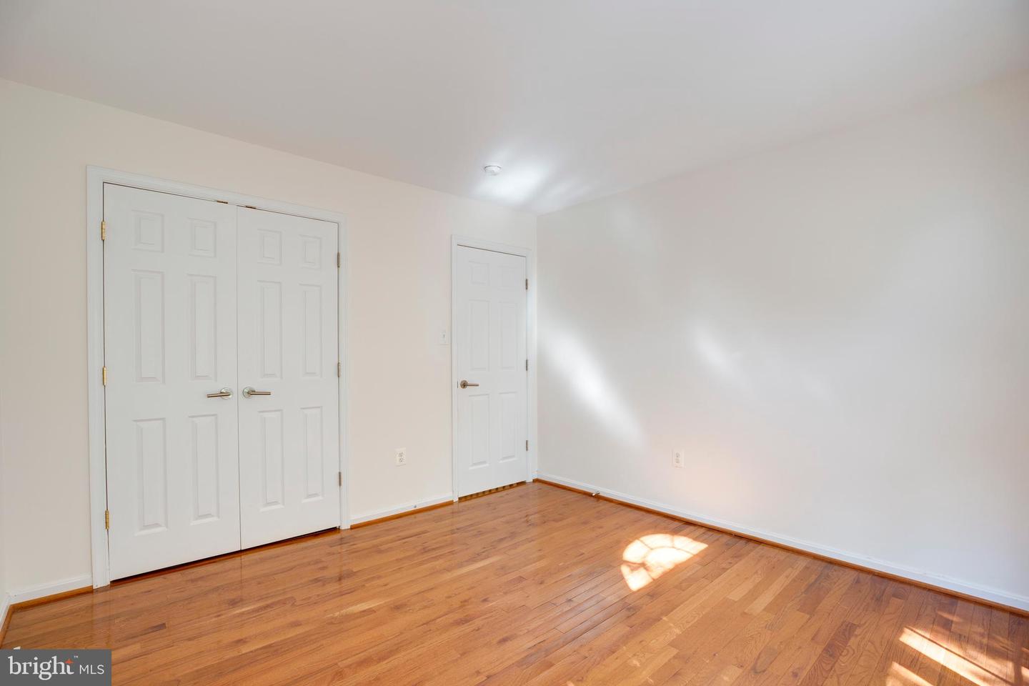 3814 HIGHLAND OAKS DR, FAIRFAX, Virginia 22033, 5 Bedrooms Bedrooms, ,3 BathroomsBathrooms,Residential,For sale,3814 HIGHLAND OAKS DR,VAFX2273380 MLS # VAFX2273380