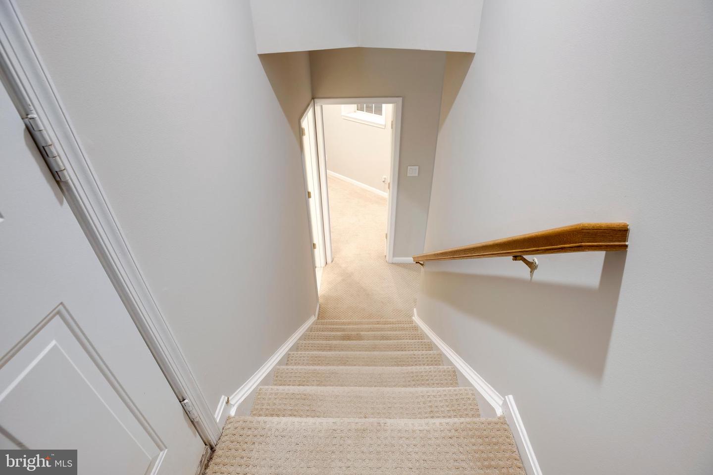 3814 HIGHLAND OAKS DR, FAIRFAX, Virginia 22033, 5 Bedrooms Bedrooms, ,3 BathroomsBathrooms,Residential,For sale,3814 HIGHLAND OAKS DR,VAFX2273380 MLS # VAFX2273380