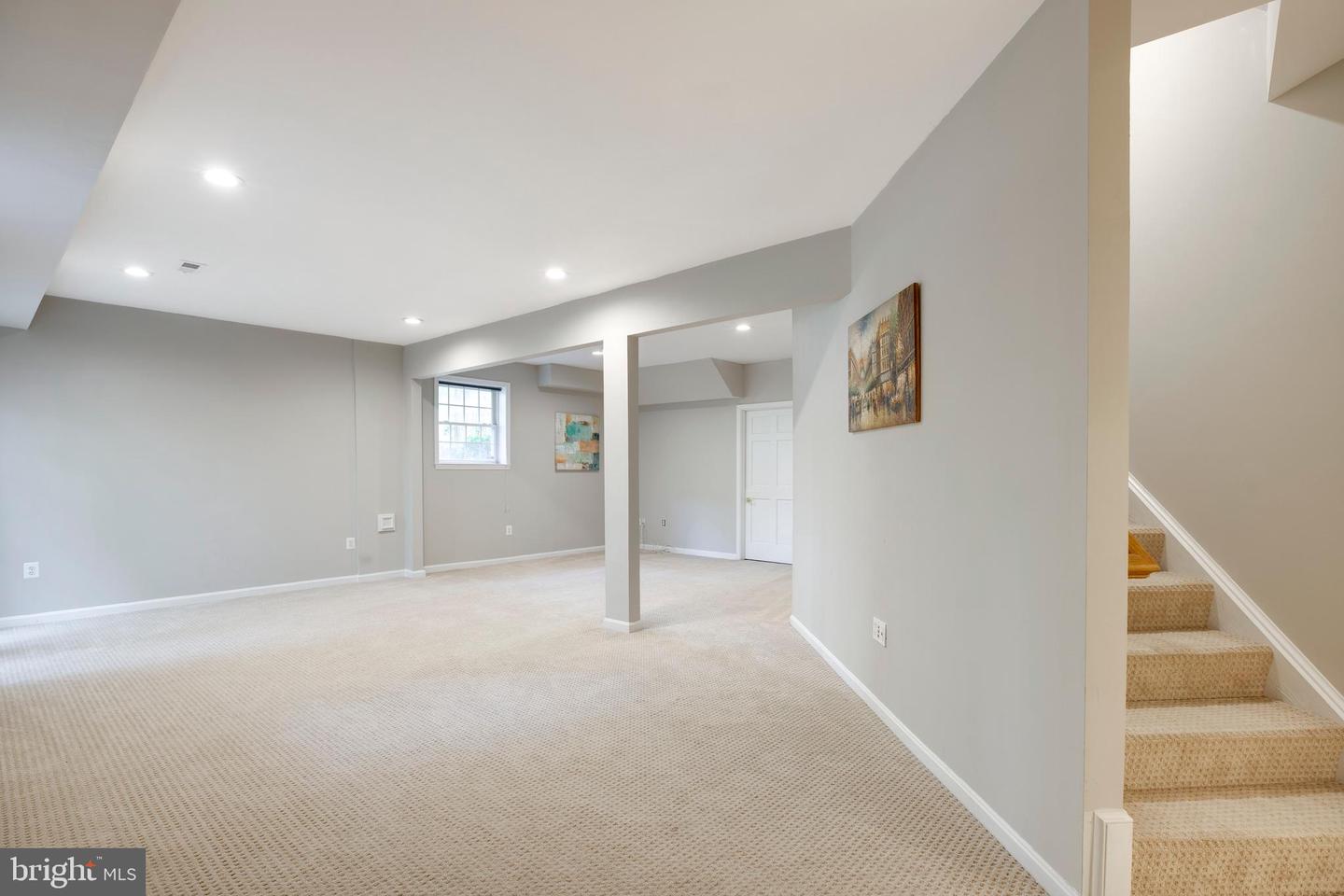 3814 HIGHLAND OAKS DR, FAIRFAX, Virginia 22033, 5 Bedrooms Bedrooms, ,3 BathroomsBathrooms,Residential,For sale,3814 HIGHLAND OAKS DR,VAFX2273380 MLS # VAFX2273380