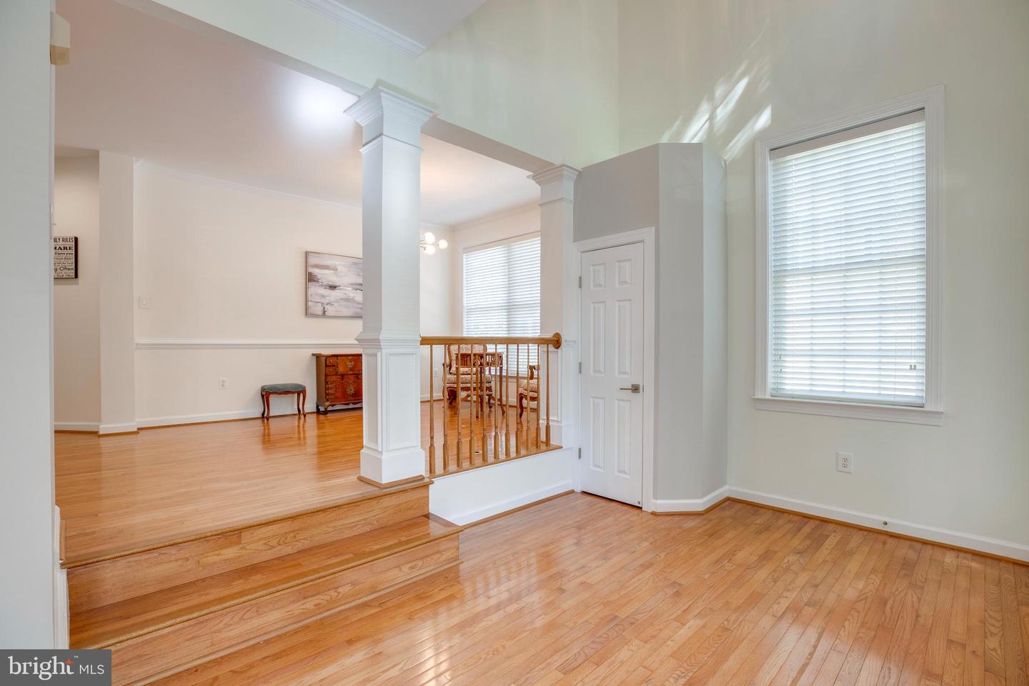 3814 HIGHLAND OAKS DR, FAIRFAX, Virginia 22033, 5 Bedrooms Bedrooms, ,3 BathroomsBathrooms,Residential,For sale,3814 HIGHLAND OAKS DR,VAFX2273380 MLS # VAFX2273380