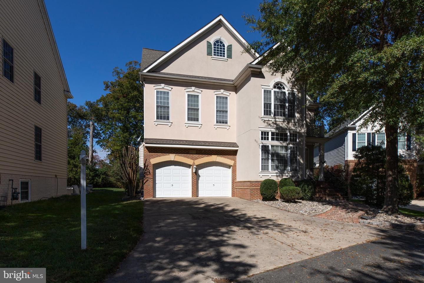 3814 HIGHLAND OAKS DR, FAIRFAX, Virginia 22033, 5 Bedrooms Bedrooms, ,3 BathroomsBathrooms,Residential,For sale,3814 HIGHLAND OAKS DR,VAFX2273380 MLS # VAFX2273380