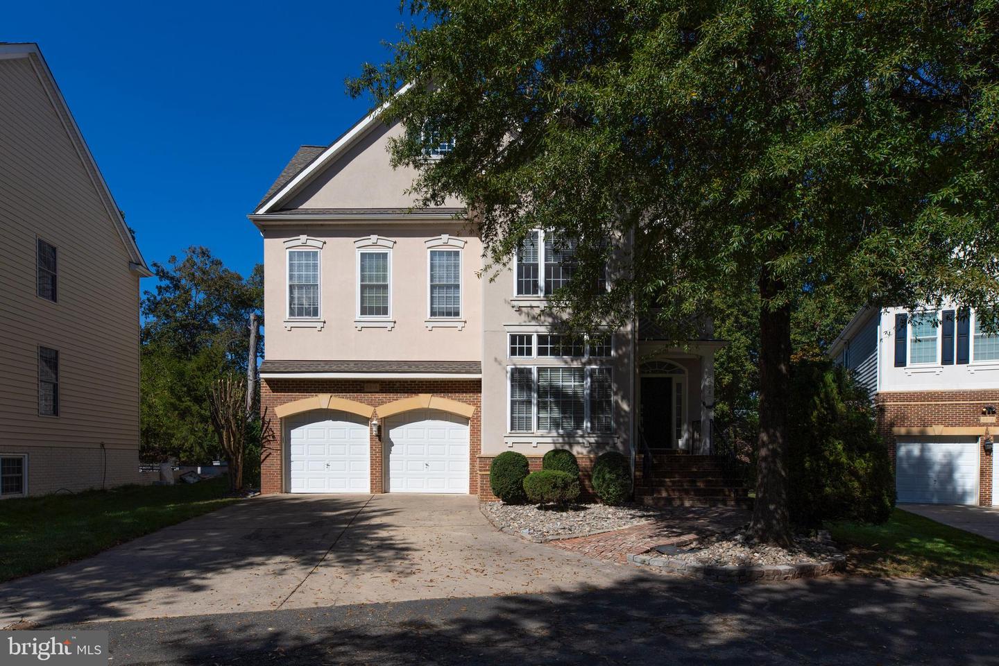 3814 HIGHLAND OAKS DR, FAIRFAX, Virginia 22033, 5 Bedrooms Bedrooms, ,3 BathroomsBathrooms,Residential,For sale,3814 HIGHLAND OAKS DR,VAFX2273380 MLS # VAFX2273380