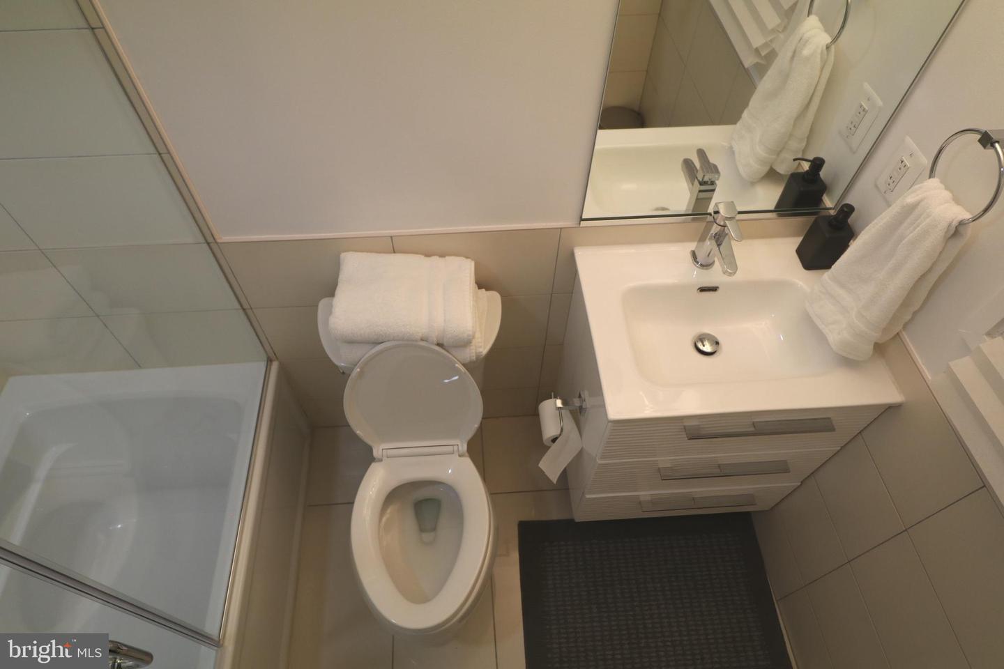 4106 GAULT PL NE #5, WASHINGTON, District Of Columbia 20019, 2 Bedrooms Bedrooms, ,2 BathroomsBathrooms,Residential,For sale,4106 GAULT PL NE #5,DCDC2226178 MLS # DCDC2226178