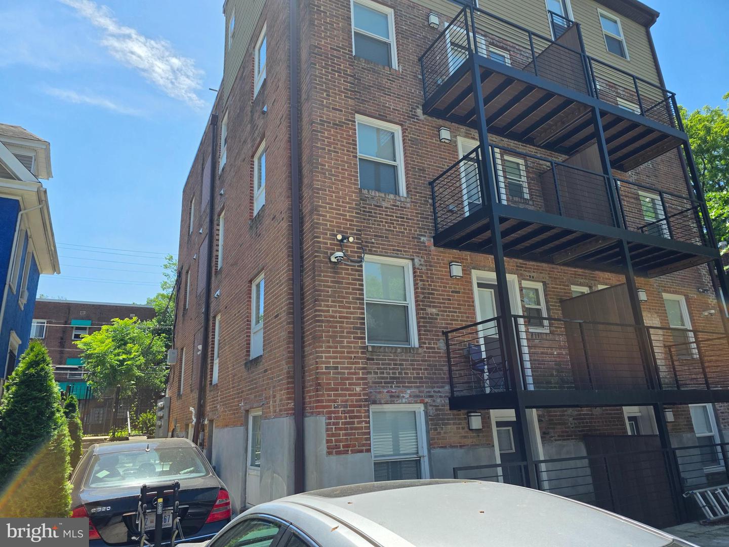 4106 GAULT PL NE #5, WASHINGTON, District Of Columbia 20019, 2 Bedrooms Bedrooms, ,2 BathroomsBathrooms,Residential,For sale,4106 GAULT PL NE #5,DCDC2226178 MLS # DCDC2226178