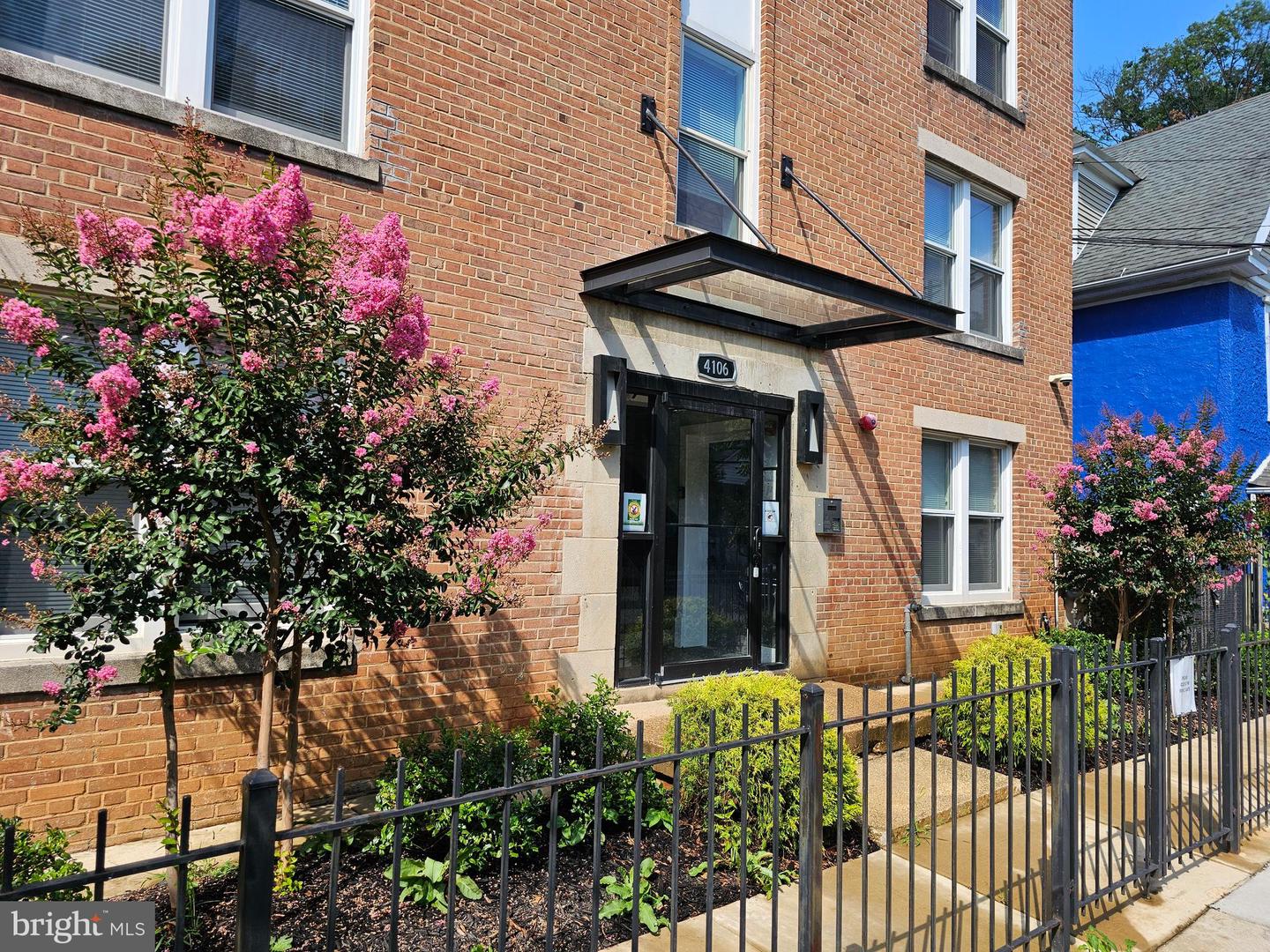 4106 GAULT PL NE #5, WASHINGTON, District Of Columbia 20019, 2 Bedrooms Bedrooms, ,2 BathroomsBathrooms,Residential,For sale,4106 GAULT PL NE #5,DCDC2226178 MLS # DCDC2226178