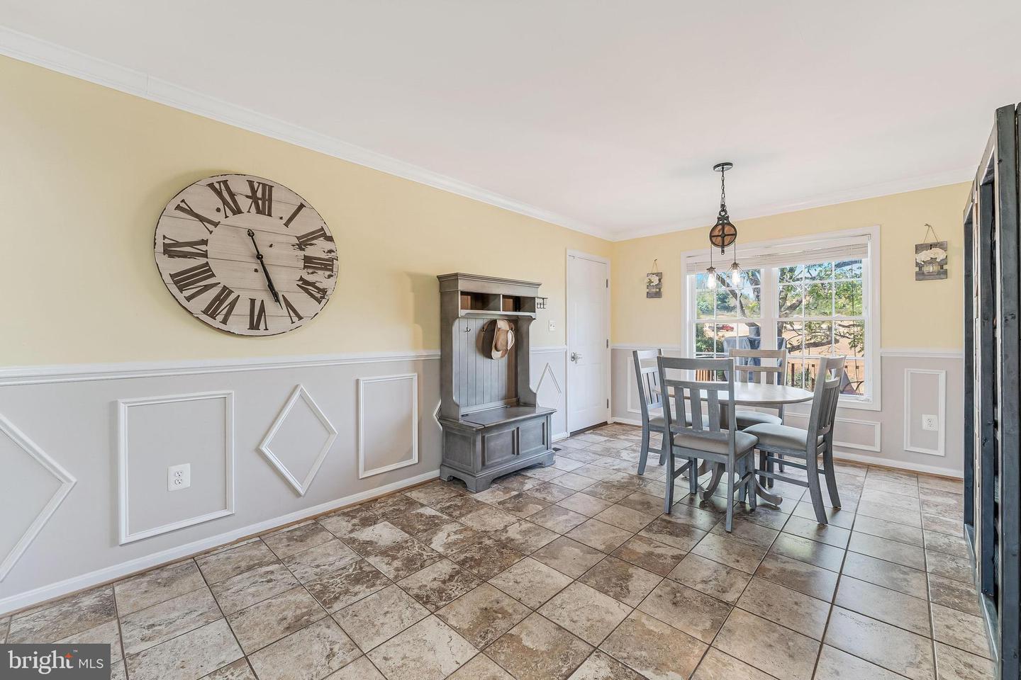124 OLD MILL LN, WARRENTON, Virginia 20186, 3 Bedrooms Bedrooms, ,2 BathroomsBathrooms,Residential,For sale,124 OLD MILL LN,VAFQ2019328 MLS # VAFQ2019328