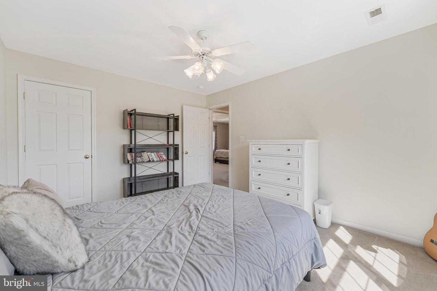 124 OLD MILL LN, WARRENTON, Virginia 20186, 3 Bedrooms Bedrooms, ,2 BathroomsBathrooms,Residential,For sale,124 OLD MILL LN,VAFQ2019328 MLS # VAFQ2019328